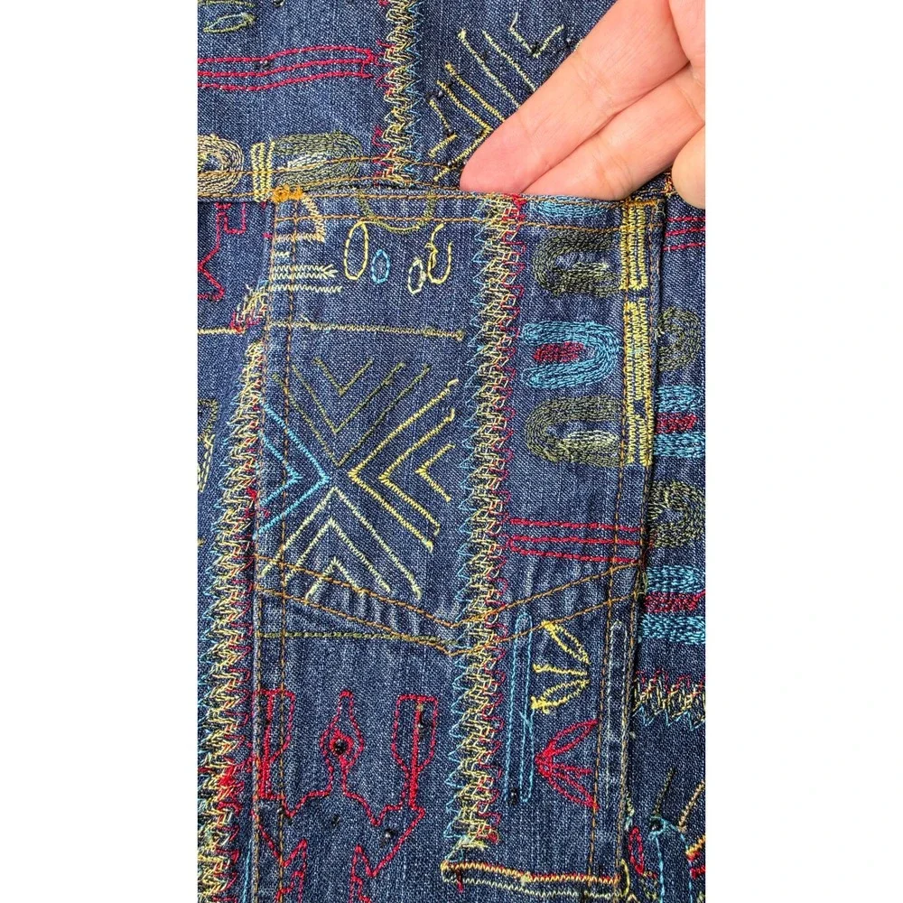 Chicos Design Jean Jacket Womens Sz 2 Blue Embroidered Beaded Denim Tribal Boho‎